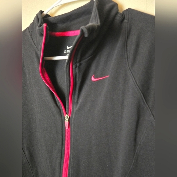 Women's Nike Dri-Fit Full Zip Jacket, Size Large - Picture 2 of 3